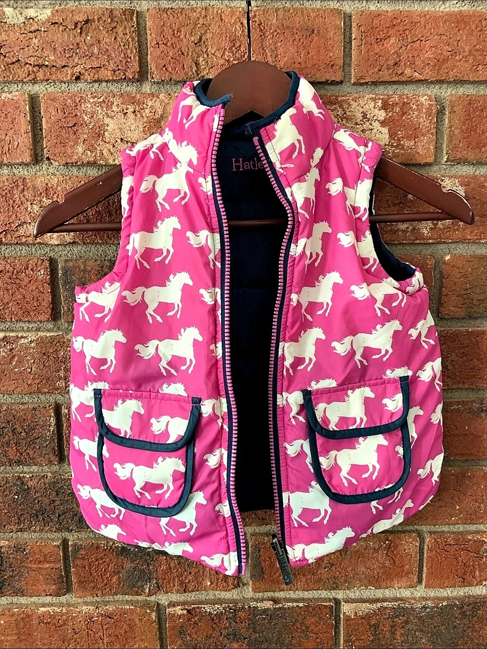 Hatley Girls Size 4 Pink Navy Reversible Horse Print Vest